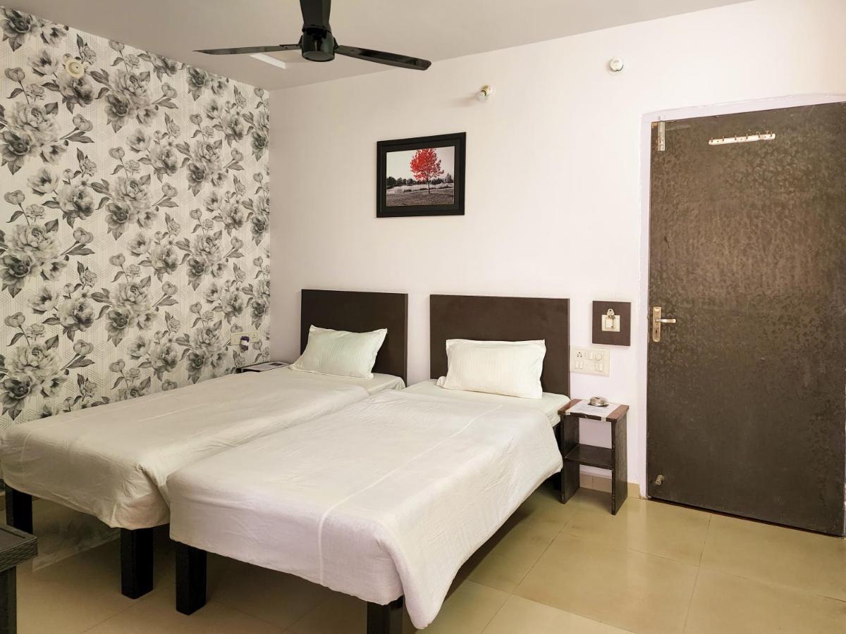 Shivani Inn Hotel & Banquet Seoni  Exterior foto